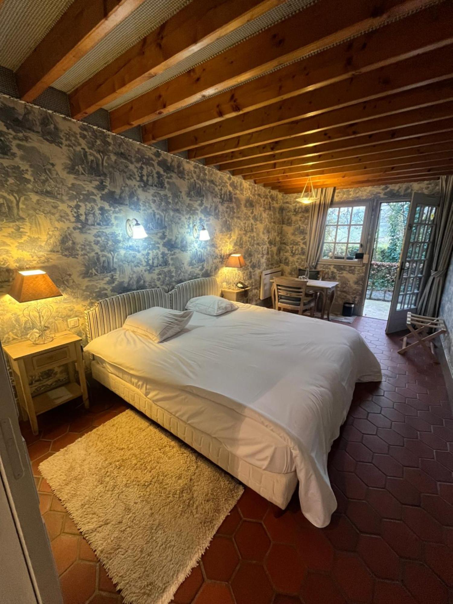 Auberge Du Val Au Cesne Saint-Clair-sur-les-Monts Екстериор снимка